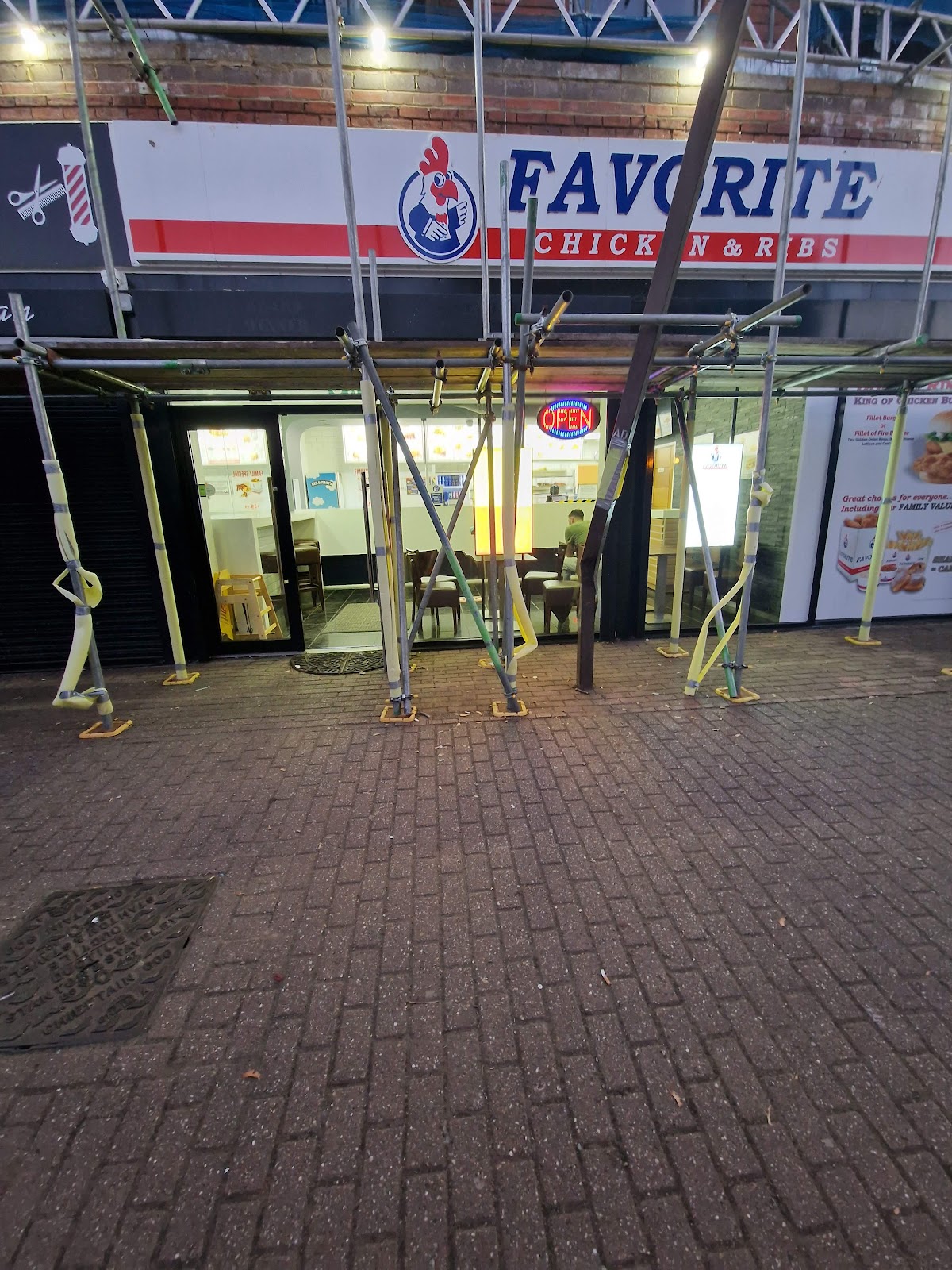 Photo of Favorite Chicken Great Linford - 7 St Leger Ct, Great Linford, Milton Keynes MK14 5HA
